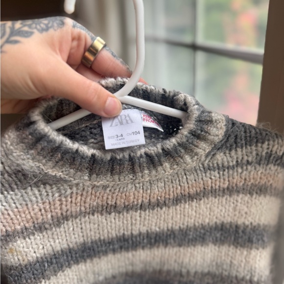 Toddler Girl Chunky Sweater - Picture 2 of 2